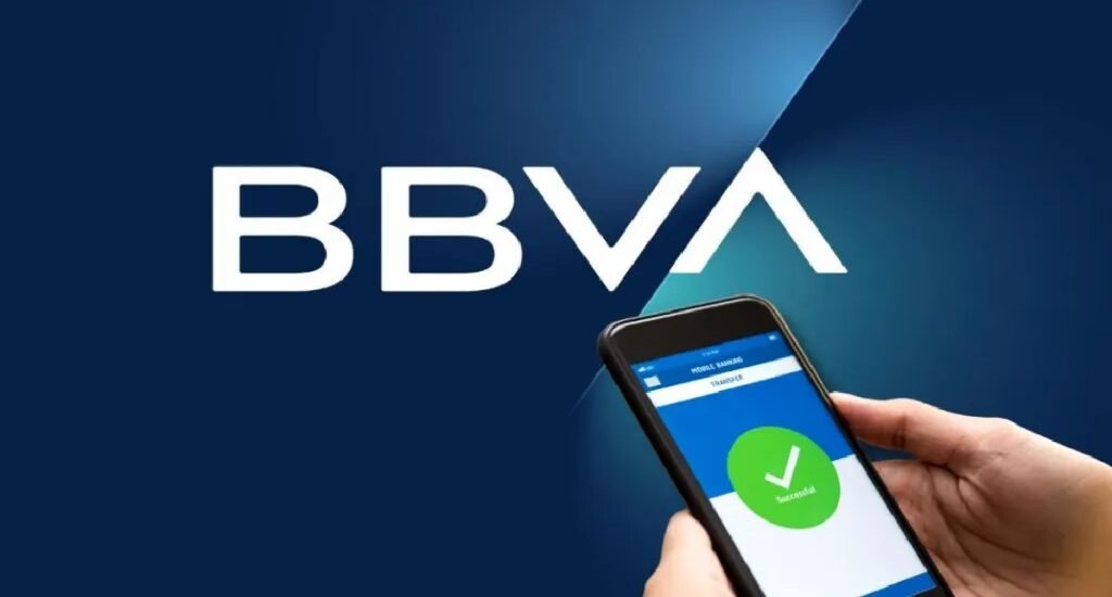 A partir de este mes de junio, los usuarios de BBVA deberán enfrentar nuevas tarifas por realizar transferencias bancarias.